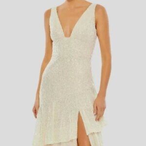 NWT Ieena for Mac Duggal Beige Sequin Asymmetrical Ruffle Tiered Gown size 10